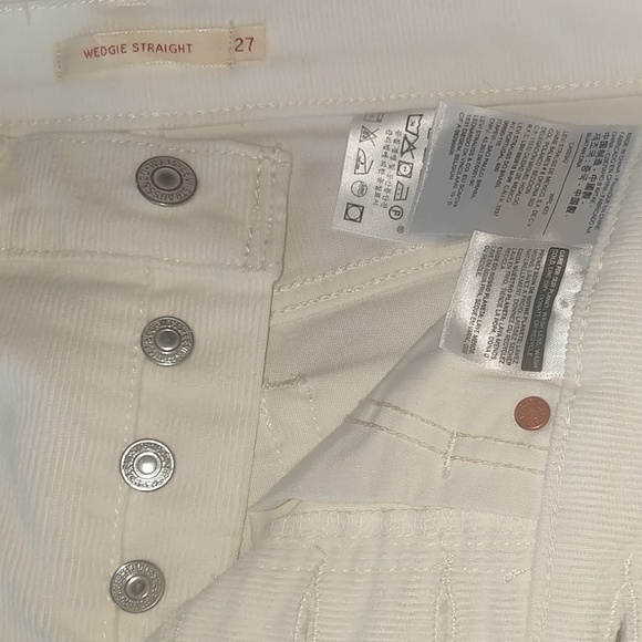 Corduroy, NWT Levi's 27&34x26 Wedgie Straight cords - Picture 3 of 5